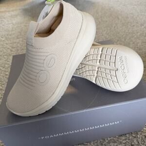 Oofos Women's Slip-On Shoes, 00my Zen, USA6.5, NWT, Chalk